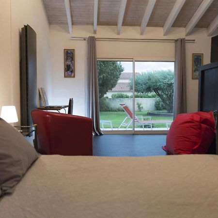 La Casa Nert Hotel Millas Eksteriør billede
