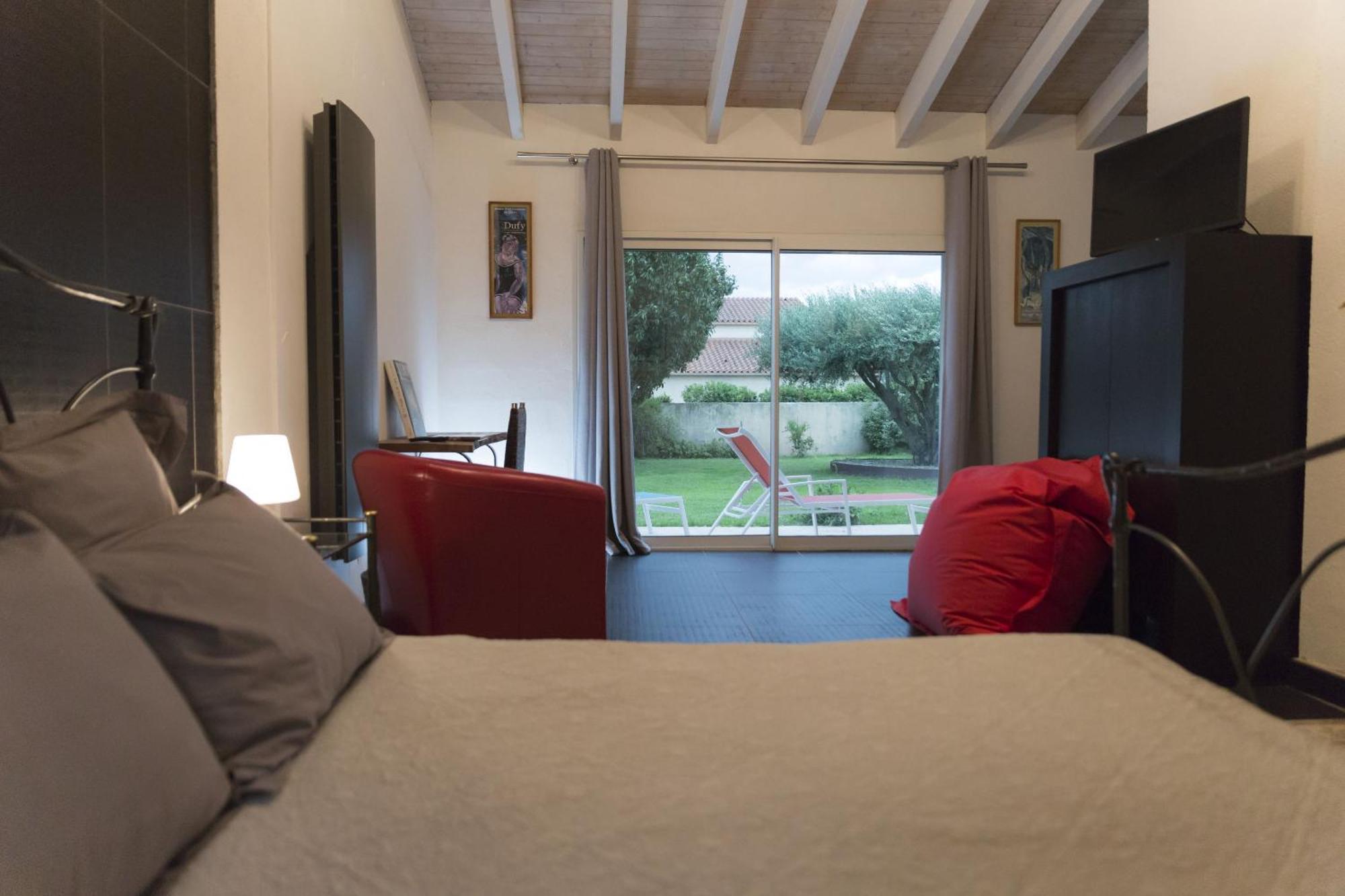 La Casa Nert Hotel Millas Eksteriør billede